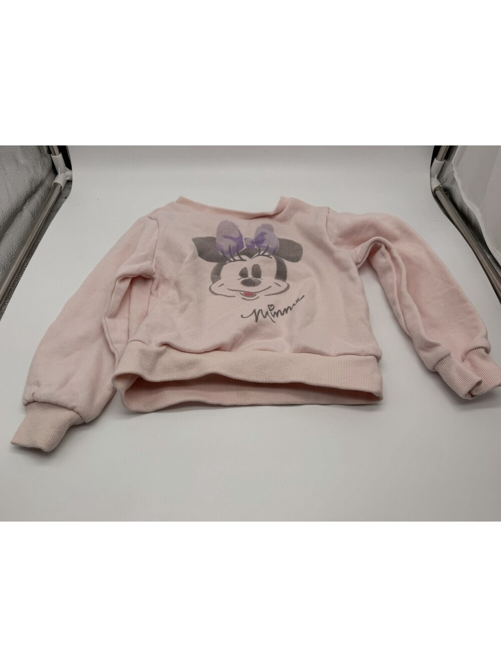 Disney Minnie Mouse Sweater Size 3t pink vintage looking